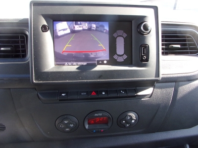 Renault Master IV T33