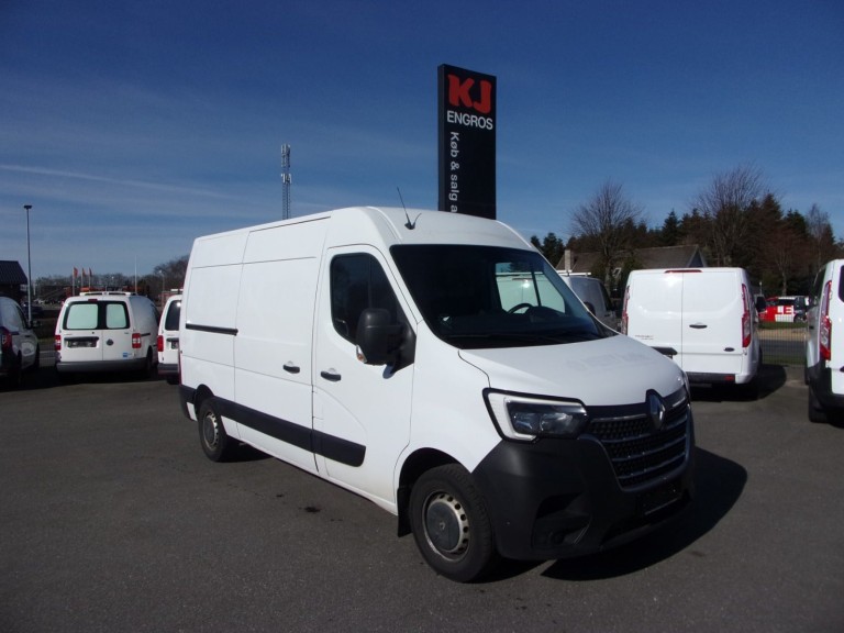 Renault Master IV T33