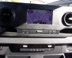 Mercedes Sprinter 319