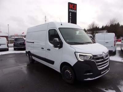 Renault Master IV T33