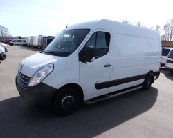 Renault Master III T33
