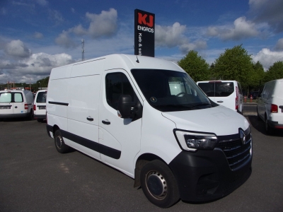 Renault Master IV T33